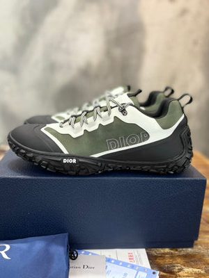 DIOR SNEAKER