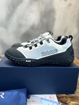 DIOR SNEAKER