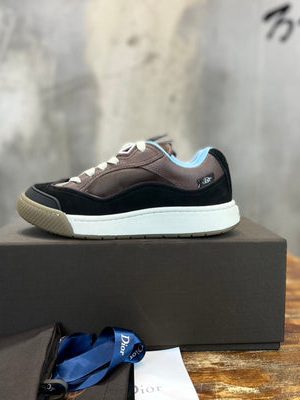 DIOR SNEAKER