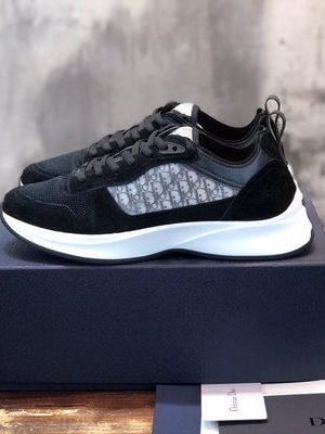 DIOR SNEAKER