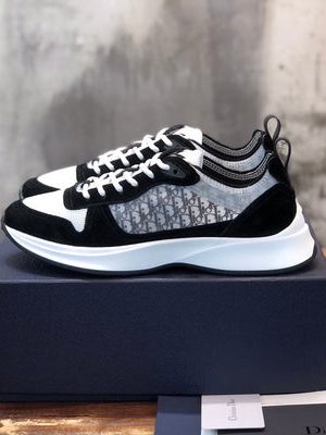 DIOR SNEAKER