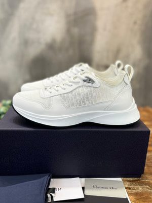 DIOR SNEAKER