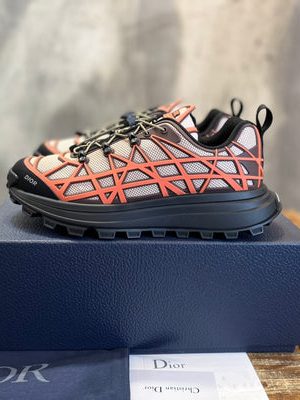 DIOR SNEAKER