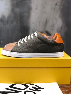 FENDI SNEAKER
