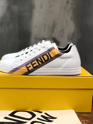 FENDI SNEAKER