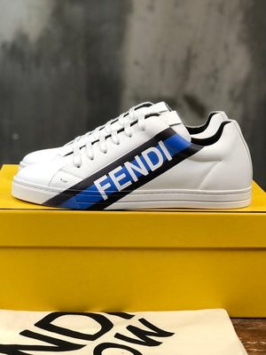 FENDI SNEAKER