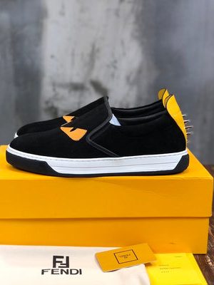 FENDI SNEAKER