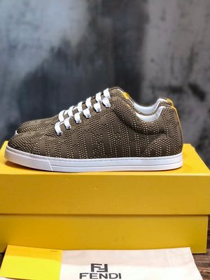 FENDI SNEAKER