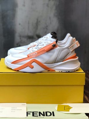 FENDI SNEAKER