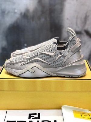 FENDI SNEAKER