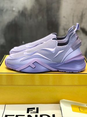 FENDI SNEAKER