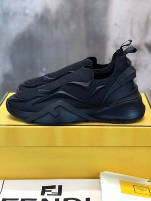 FENDI SNEAKER