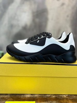 FENDI SNEAKER