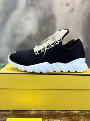 FENDI SNEAKER