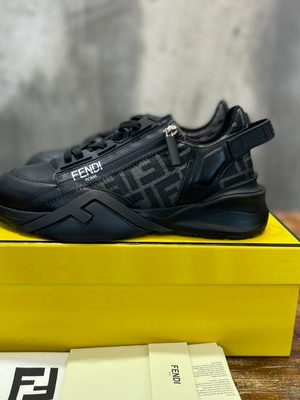 FENDI SNEAKER
