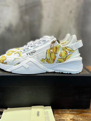 FENDI SNEAKER