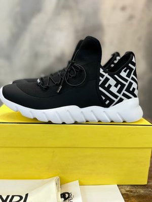 FENDI SNEAKER