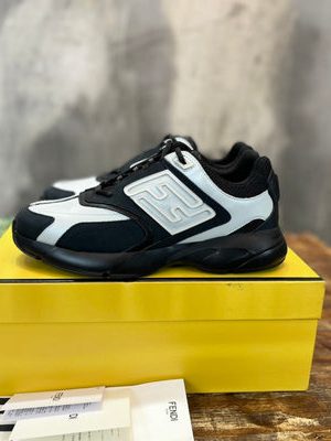 FENDI SNEAKER