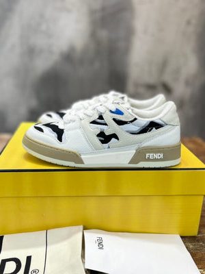 FENDI SNEAKER