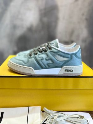 FENDI SNEAKER
