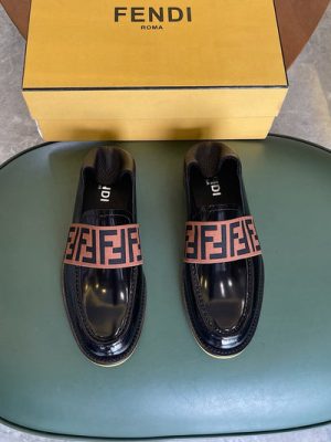 FENDI LOAFER