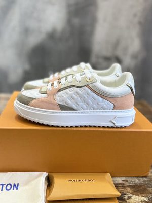 LV SNEAKER