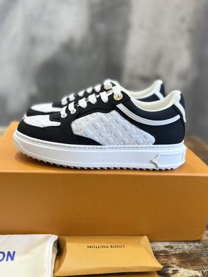 LV SNEAKER