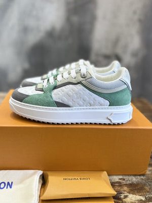 LV SNEAKER