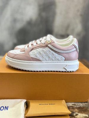 LV SNEAKER
