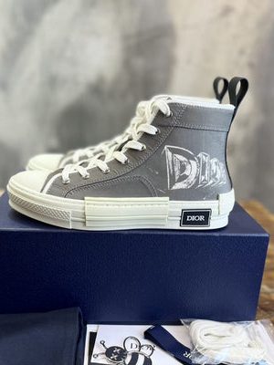 DIOR SNEAKER