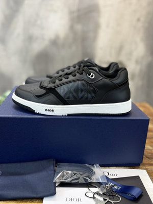 DIOR SNEAKER