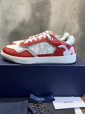 DIOR SNEAKER