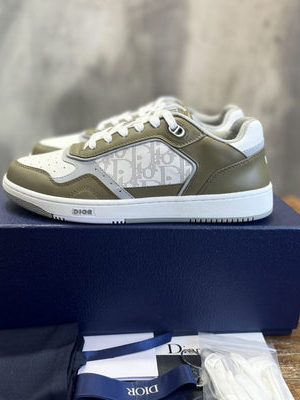 DIOR SNEAKER