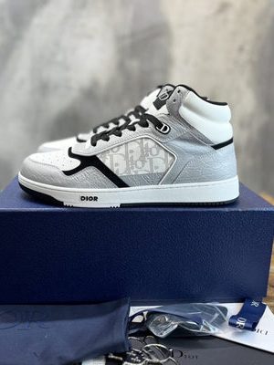 DIOR SNEAKER