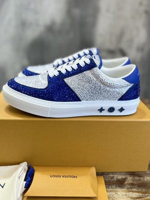 LV SNEAKER