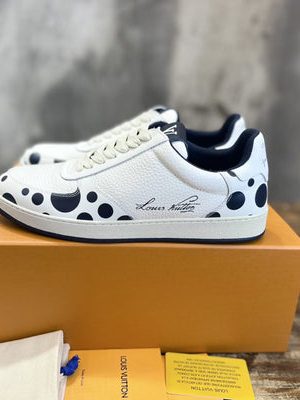 LV SNEAKER