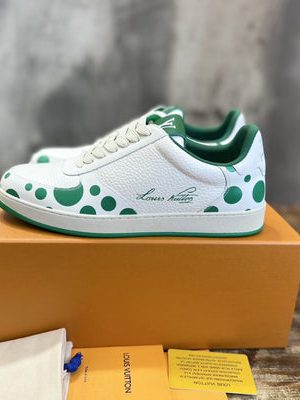 LV SNEAKER