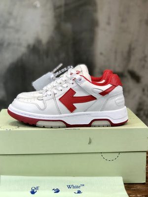 OFF-WHITE SNEAKER
