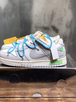 OFF-WHITE SNEAKER