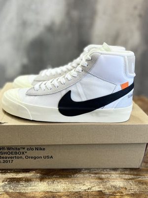 OFF-WHITE SNEAKER