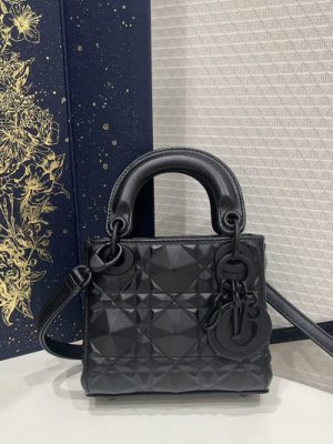 DIOR D-JOY BAG