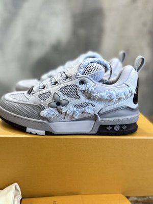 LV SNEAKER