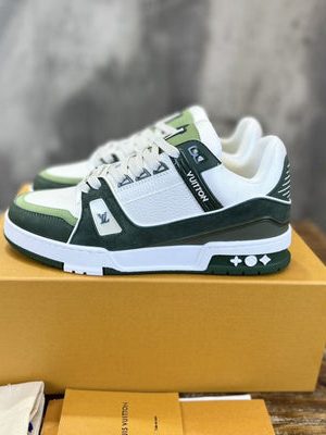 LV SNEAKER