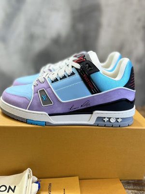 LV SNEAKER