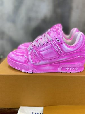 LV SNEAKER