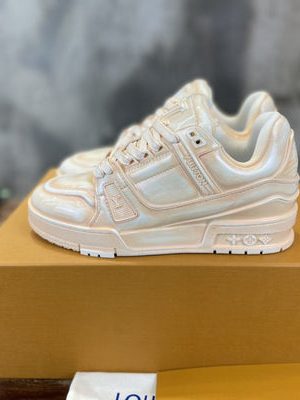 LV SNEAKER