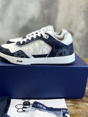 DIOR SNEAKER