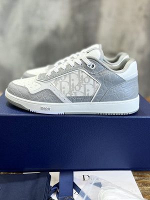 DIOR SNEAKER