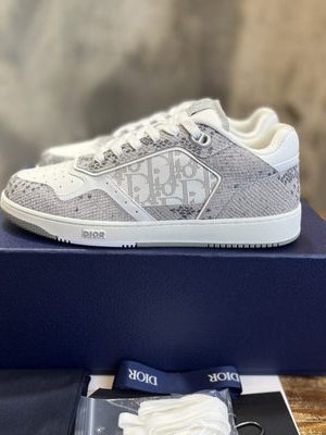 DIOR SNEAKER