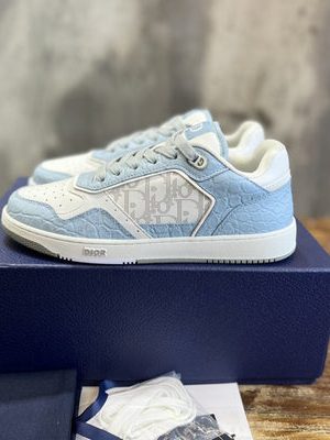 DIOR SNEAKER
